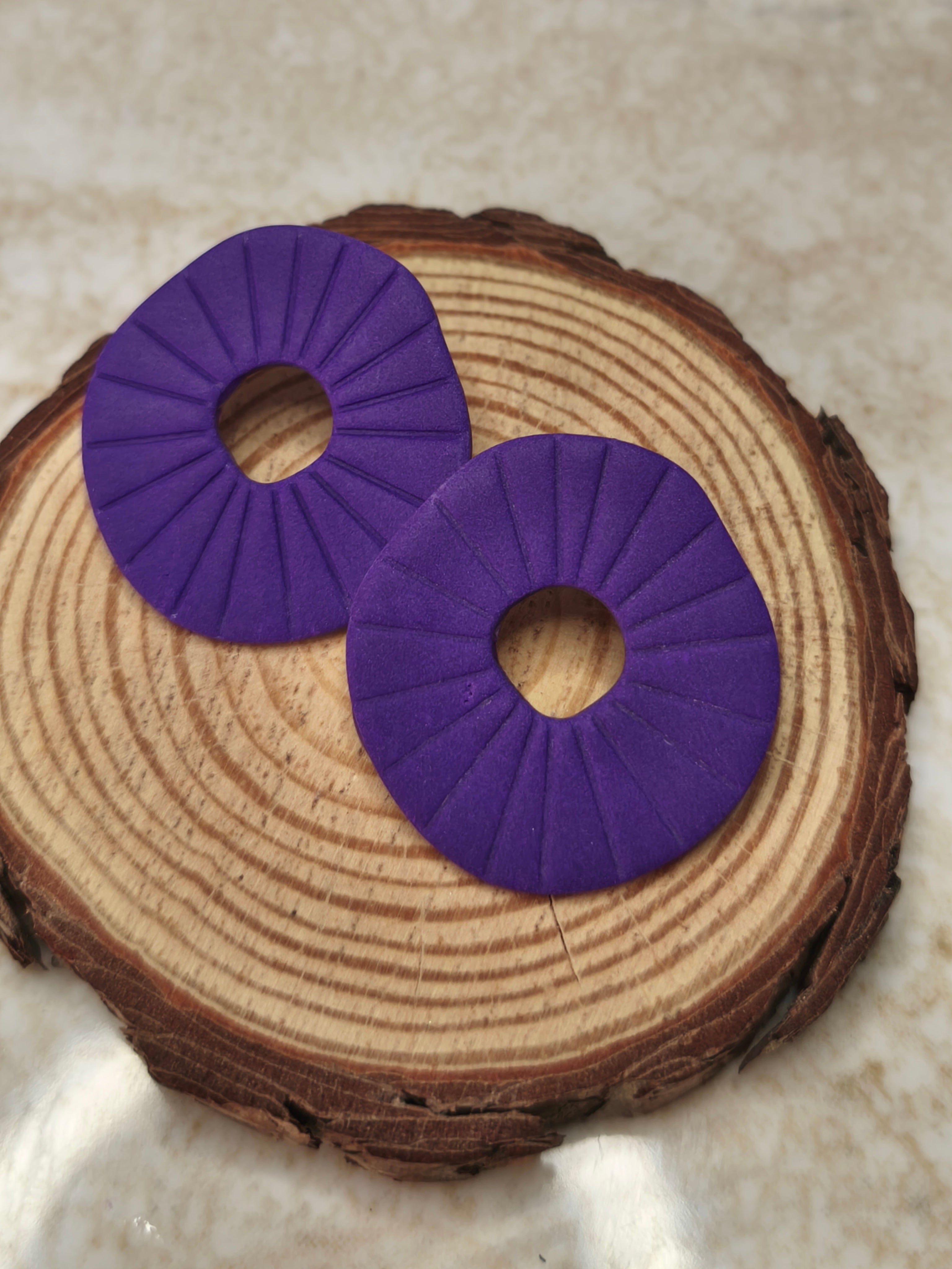 Agatha morado oscuro