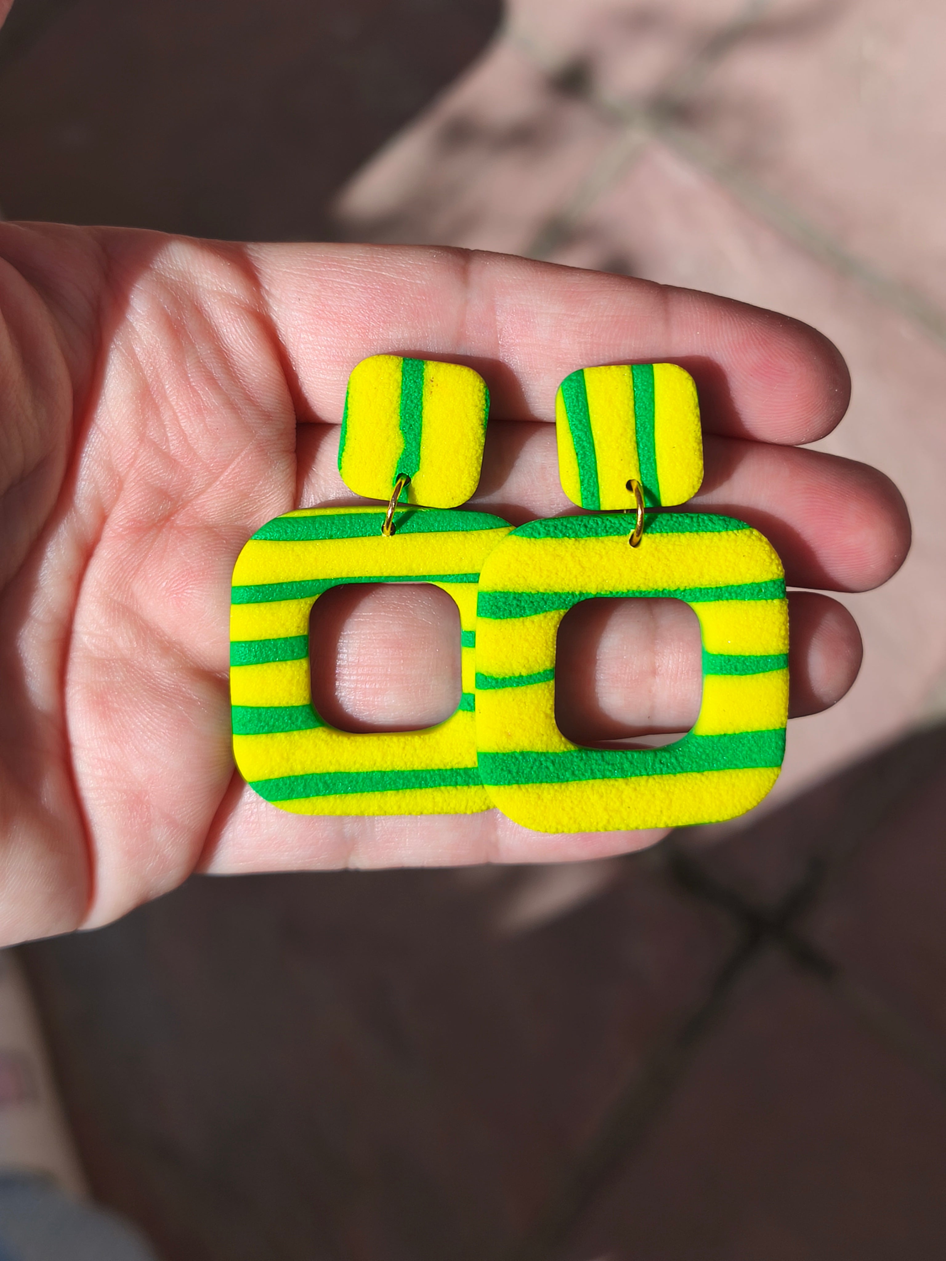 Ale verde y amarillo